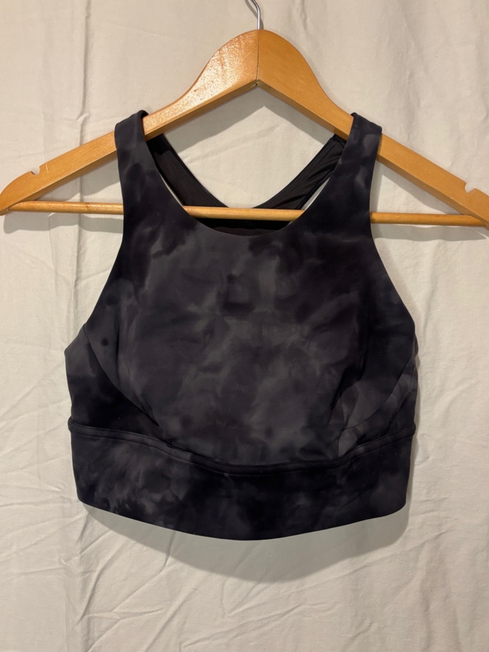Lululemon high neck sports bra